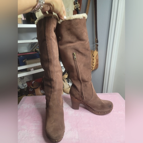 Women's Brown Knee-High Boots - Picture 1 of 16